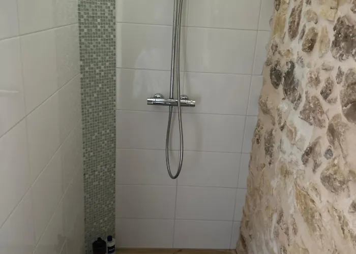 Au Coeur Du Jardin Homestay *